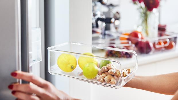 Kühlschrank Organizer Stapelbar : Organizer aus plexiglas so behalten sie den durchblick in küche Kühlschrank Organizer Stapelbar : Organizer aus plexiglas so behalten sie den durchblick in küche